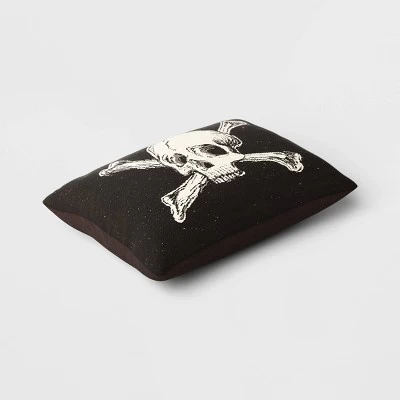 Oversize Skull And Crossbones Woven Cotton Lumbar Halloween Throw Pillow Black - Threshold™ 4 Oversize Skull And Crossbones Woven Cotton Lumbar Halloween Throw Pillow Black - Threshold™ - Image 2